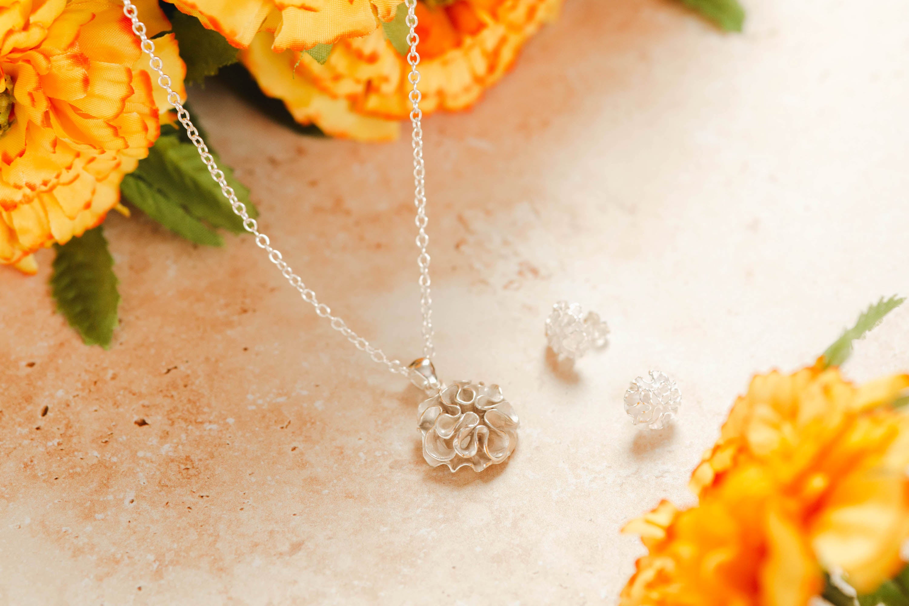 Marigold on sale flower necklace